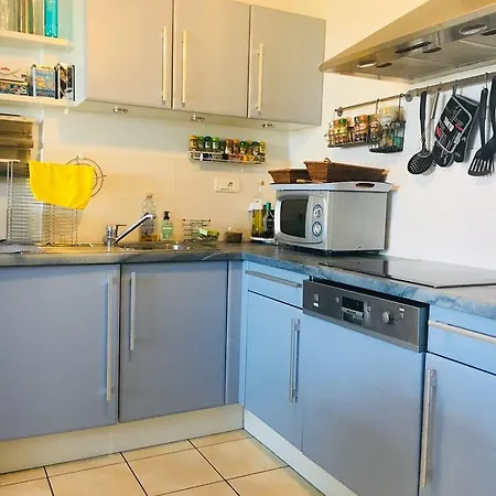 La V4n3 Apartment